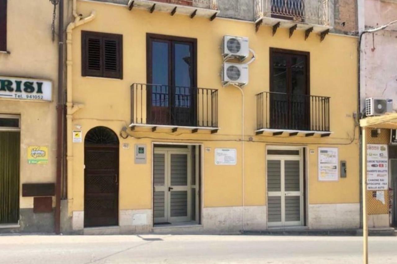 “La Rampa” Affitti Brevi - Racalmuto Apartment ภายนอก รูปภาพ